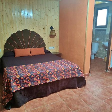 Casa Conesa II Pensionat Tronchon Eksteriør billede